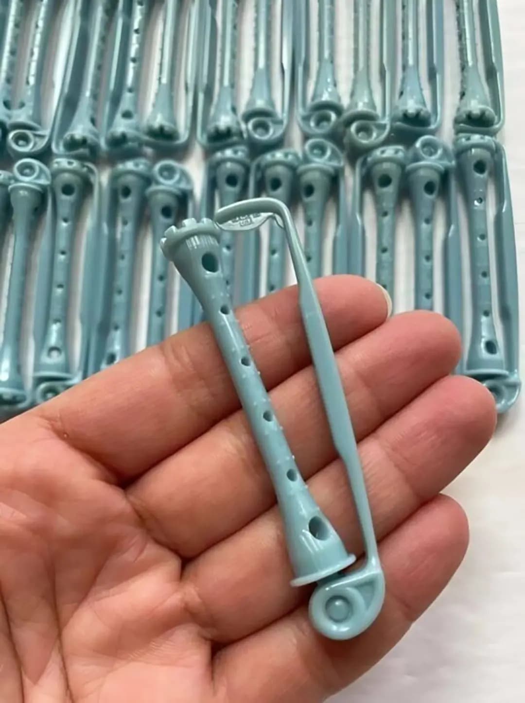 Unearthing an Era: Unusual Objects in Grandma's Drawer Reveal the History of Feminine Beauty