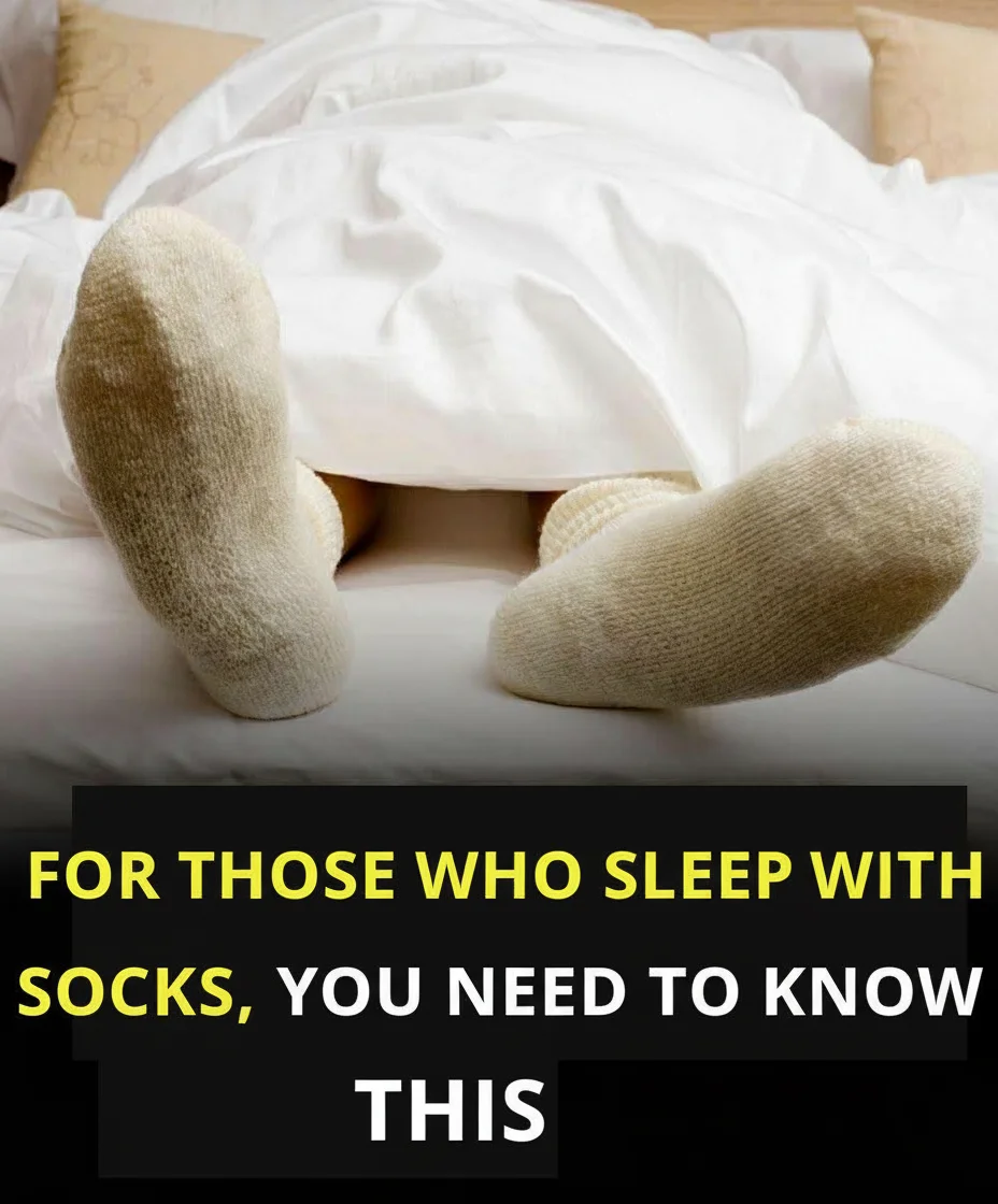 Sleeping with Socks On: Good or Bad? What You Need to Know